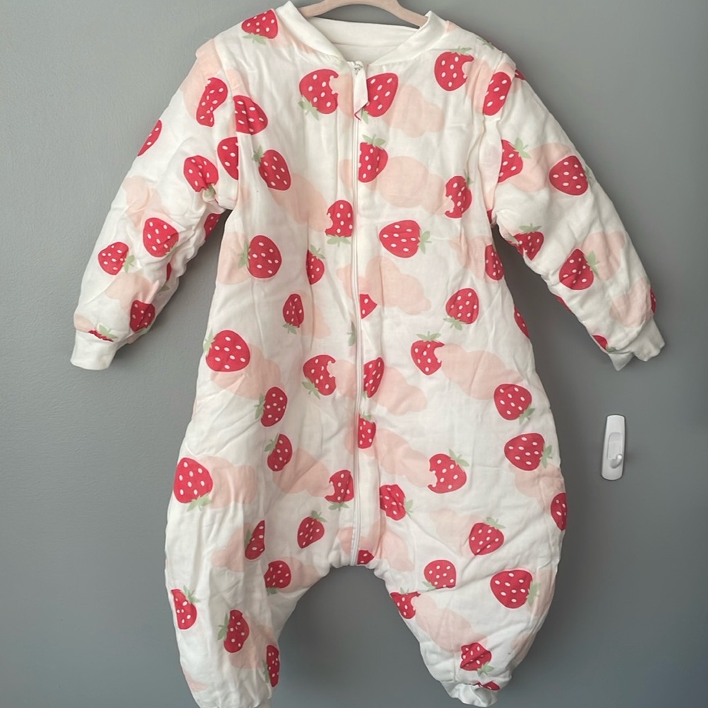 From Amazon brand new size 12-18 months sleep sac